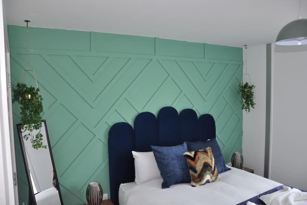 Stunning 2 Bedroom Apt Milton Keynes Extérieur photo