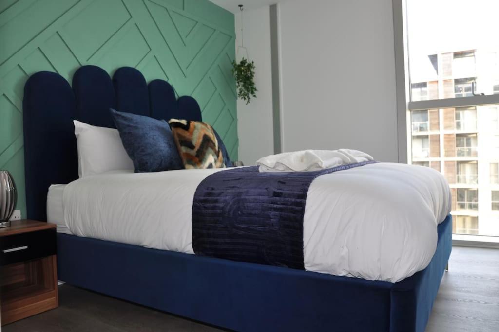 Stunning 2 Bedroom Apt Milton Keynes Extérieur photo